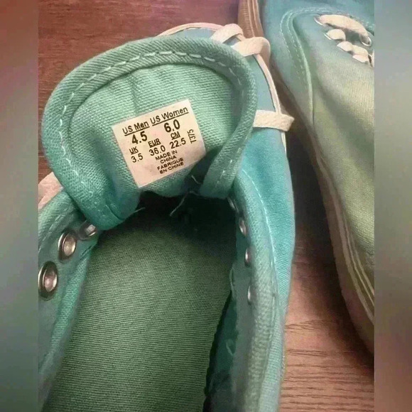 Ombré Teal Vans size 6W - Picture 3 of 4